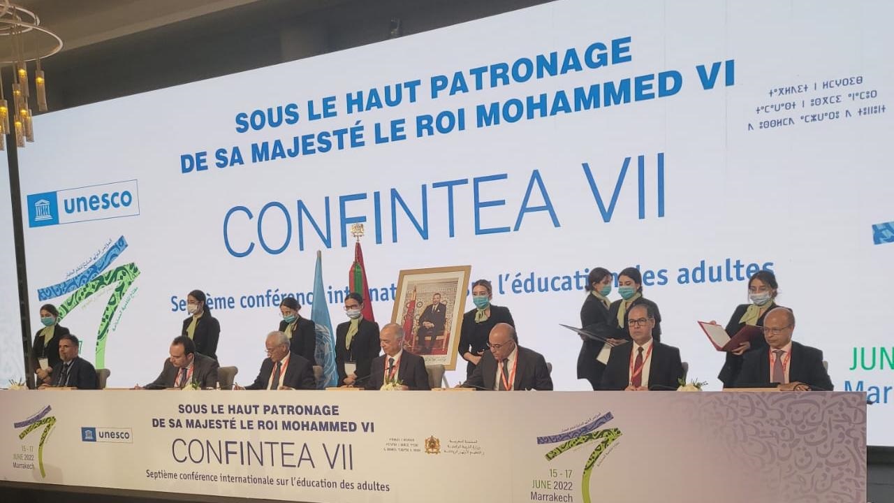 Signature d'une convention portant création de l'Institut Africain pour l'Apprentissage tout au Long de la Vie 