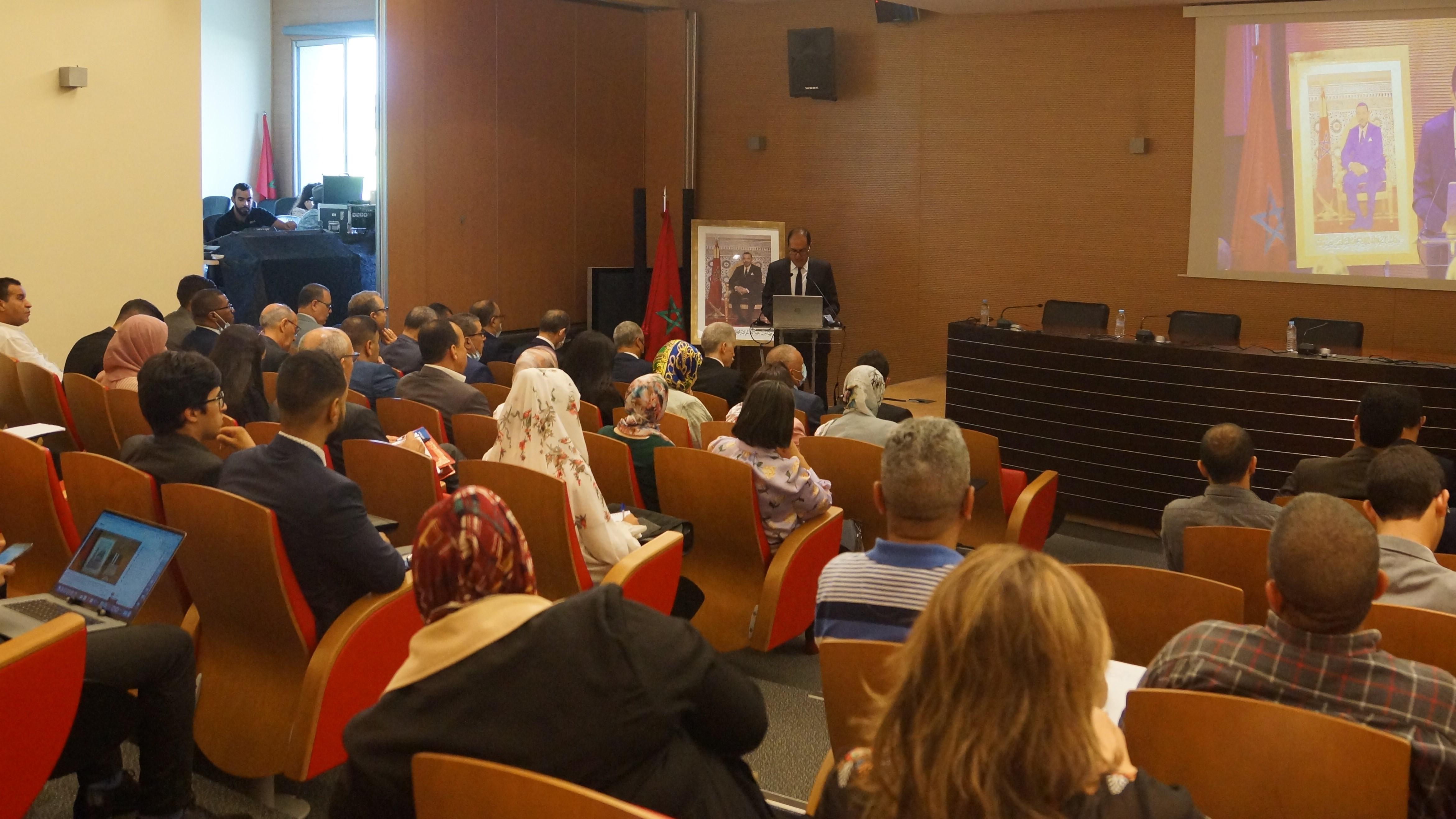 Formation et sensibilisation pour un capital humain qualifié afin d’améliorer les services rendus aux usagers